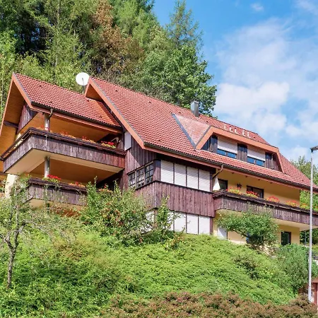 아파트 Scenic In With Balcony Parking 바트리폴드사우샤프바흐